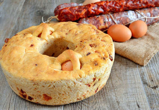 Recette : Casatiello, le gâteau de Pâques italien avec oeufs durs